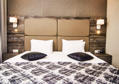 Номер «Люкс Улучшенный» в санатории «Солнечный» в г. Кисловодске - фотография