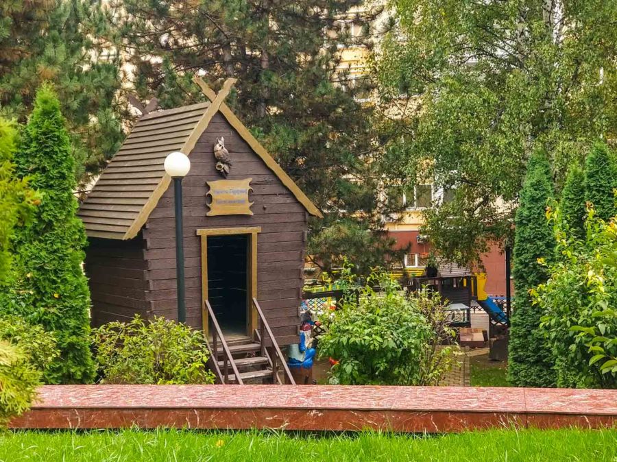 Детская площадка «Страна Чудес» в санатории «Солнечный» в Кисловодске - фотография