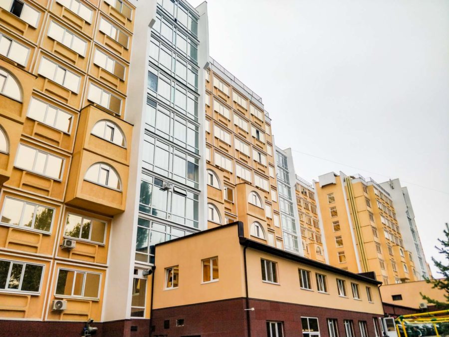 Главный корпус в санатории «Солнечный» в Кисловодске - фотография