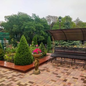 Территория в санатории «Солнечный» в Кисловодске - фотография