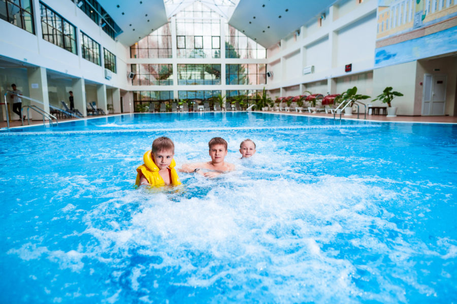 Бассейн в санатории «Солнечный» в Кисловодске - фотография