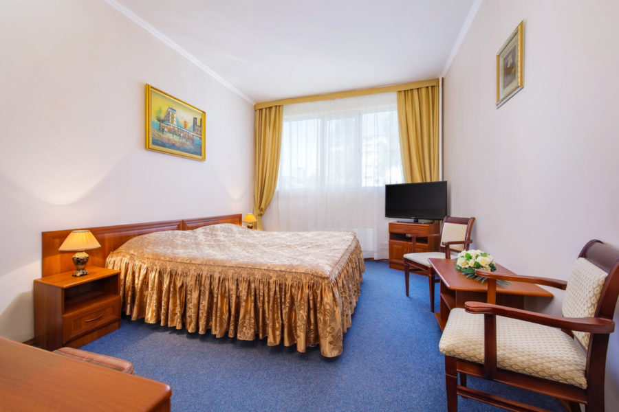 Номер «Стандарт» в санатории «Солнечный» в Кисловодске - фотография