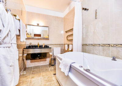 Номер «Люкс» в санатории «Солнечный» в Кисловодске - фотография