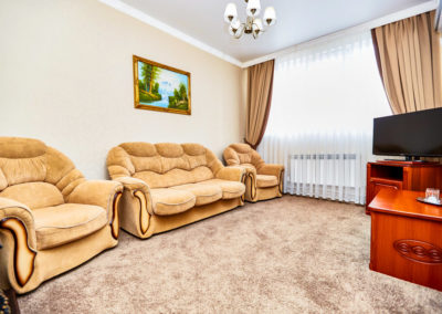 Номер «Люкс» в санатории «Солнечный» в Кисловодске - фотография