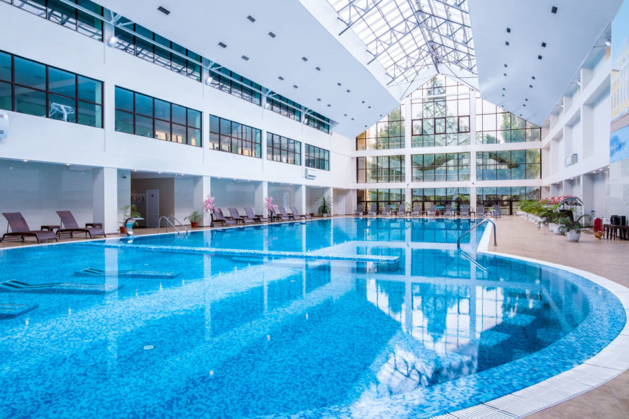 Бассейн в санатории «Солнечный» в Кисловодске - фотография