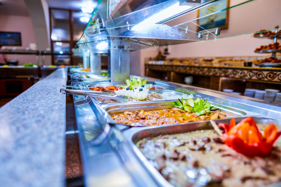 Шведский стол в санатории «Солнечный» в Кисловодске - фотография