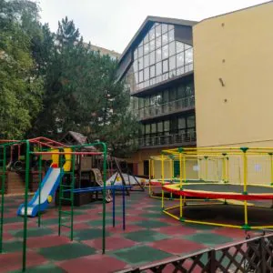 Детская площадка «Страна Чудес» в санатории «Солнечный» в Кисловодске - фотография