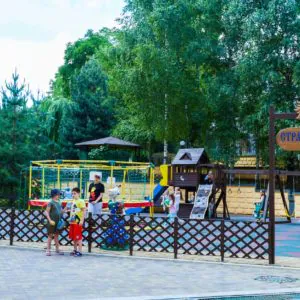 Детская площадка «Страна Чудес» в санатории «Солнечный» в Кисловодске - фотография