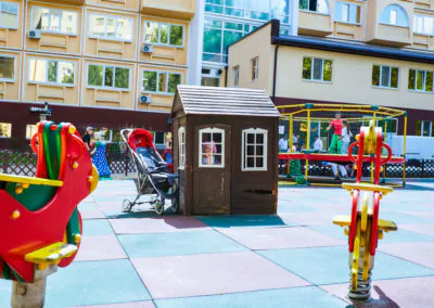 Детская площадка «Страна Чудес» в санатории «Солнечный» в Кисловодске - фотография